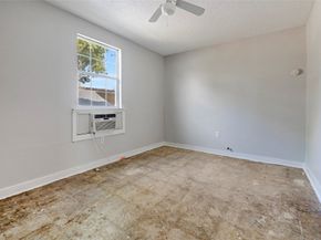 2919 Cochran Street, Houston TX 77009