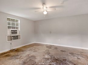 2919 Cochran Street, Houston TX 77009