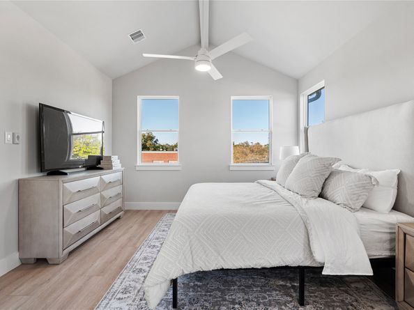 5408 Mulvey Street, Houston TX 77020