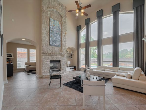 16011 Maple Shores Drive, Houston TX 77044