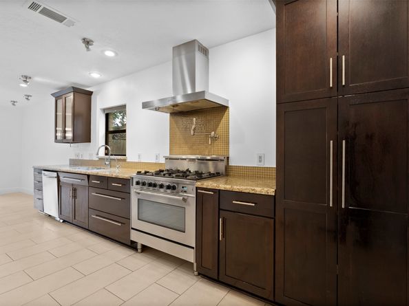 310 W Fair Harbor Lane, Houston TX 77079