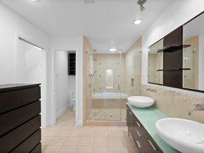 310 W Fair Harbor Lane, Houston TX 77079