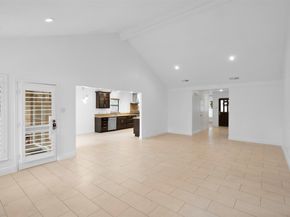 310 W Fair Harbor Lane, Houston TX 77079