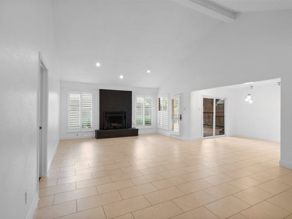 310 W Fair Harbor Lane, Houston TX 77079