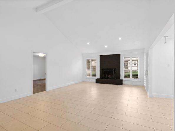 310 W Fair Harbor Lane, Houston TX 77079
