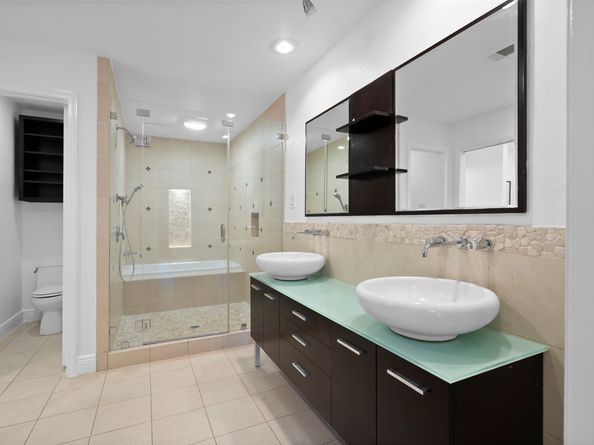 310 W Fair Harbor Lane, Houston TX 77079