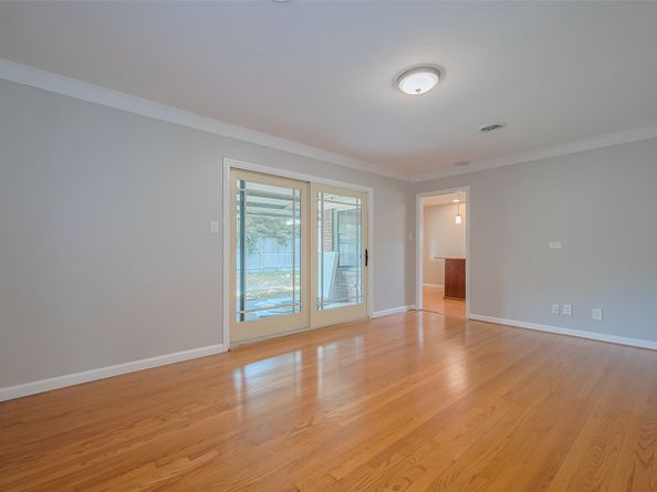 5243 Stillbrooke Drive, Houston TX 77096