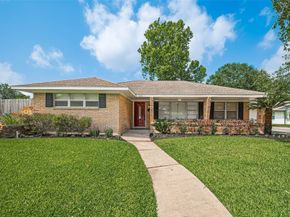 5243 Stillbrooke Drive, Houston TX 77096