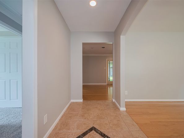 5243 Stillbrooke Drive, Houston TX 77096