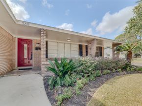 5243 Stillbrooke Drive, Houston TX 77096