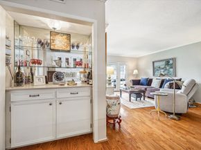 2238 S Piney Point Road 204, Houston TX 77063