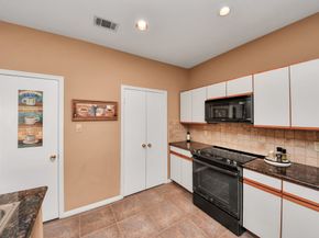 15 Lakeridge Drive, The Woodlands TX 77381