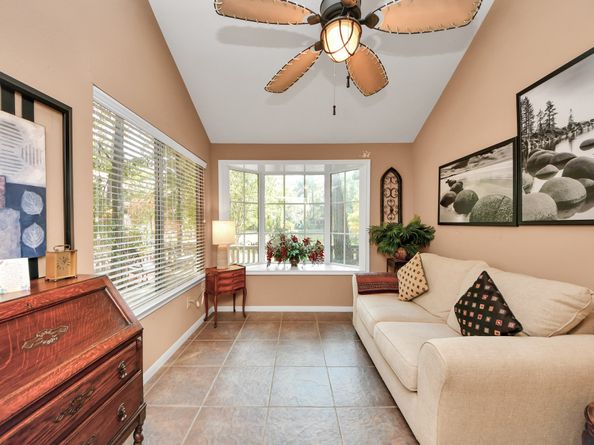 15 Lakeridge Drive, The Woodlands TX 77381