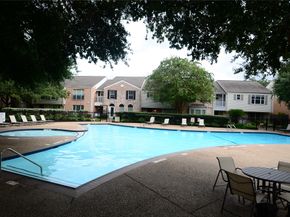 12978 Trail Hollow Drive 2978, Houston TX 77079