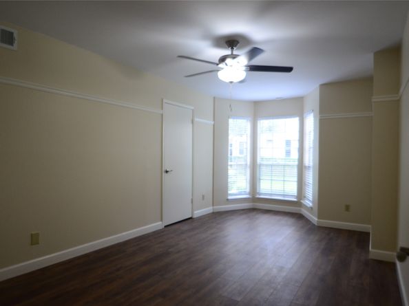 12978 Trail Hollow Drive 2978, Houston TX 77079