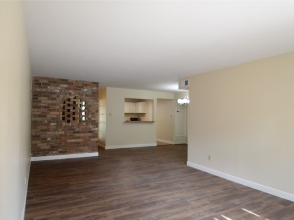 12978 Trail Hollow Drive 2978, Houston TX 77079