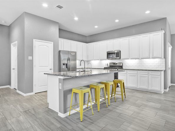 8318 Erasmus Landing Court, Houston TX 77044