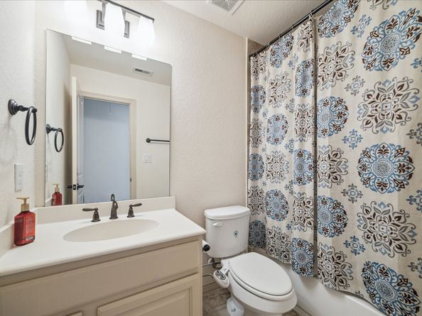 6007 Abercombie Lane, Sugar Land TX 77479