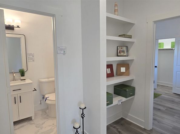 4922 Hoover Street F, Houston TX 77092