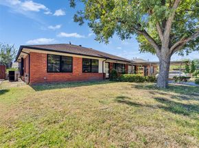 261 W Spreading Oak Drive, Houston TX 77076