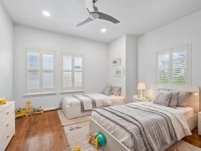 588 Bomar Street, Houston TX 77006