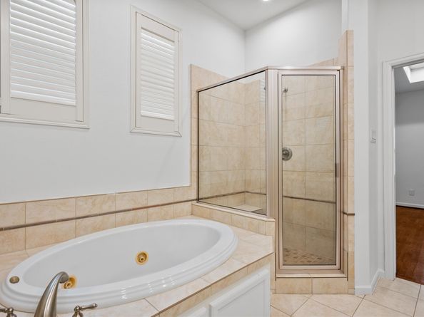 588 Bomar Street, Houston TX 77006