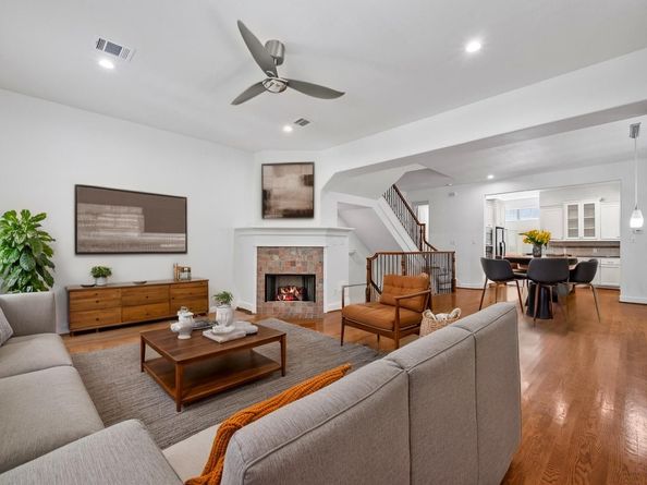 588 Bomar Street, Houston TX 77006