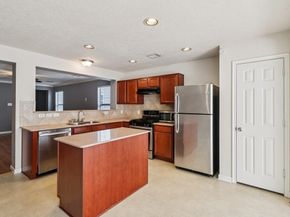 2666 Skyview Knoll Court, Houston TX 77047