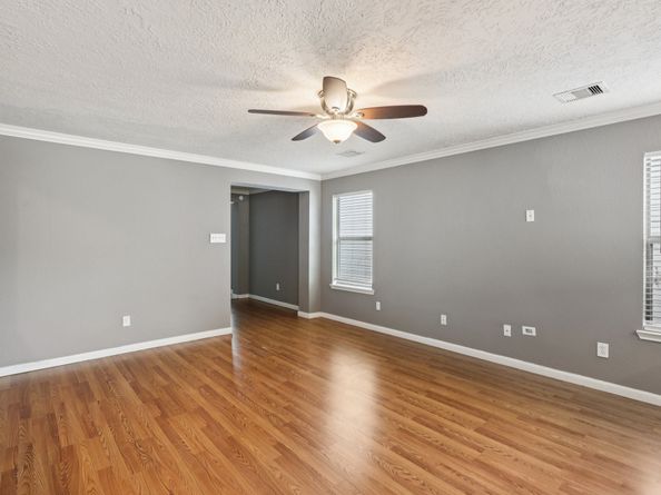 2666 Skyview Knoll Court, Houston TX 77047