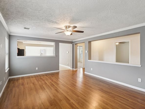 2666 Skyview Knoll Court, Houston TX 77047