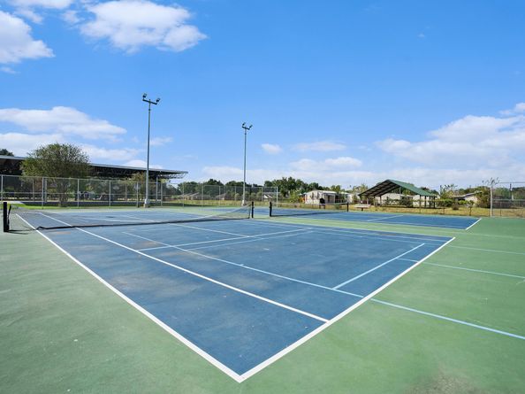 9209 Noel Street, Houston TX 77033