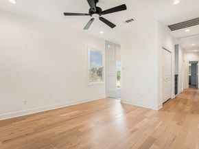 9209 Noel Street, Houston TX 77033