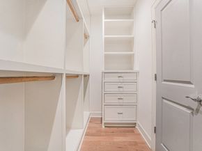 9209 Noel Street, Houston TX 77033