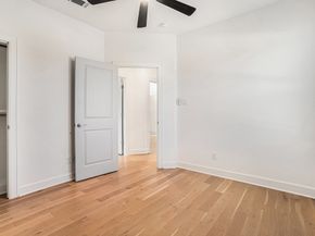 9209 Noel Street, Houston TX 77033