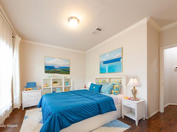 3206 Holly Thicket Drive, Houston TX 77042