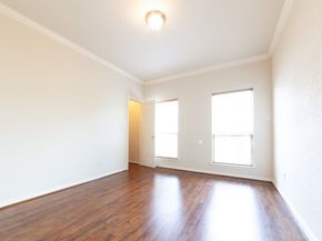 3206 Holly Thicket Drive, Houston TX 77042