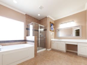 3206 Holly Thicket Drive, Houston TX 77042