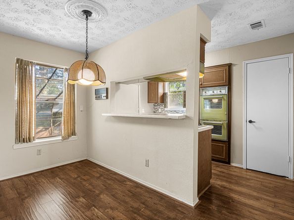 13806 Wickersham Lane, Houston TX 77077