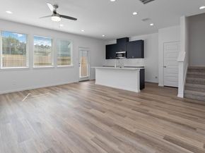 7808 Inwood Grove Lane, Houston TX 77088