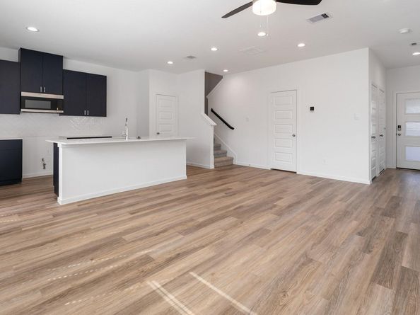 7808 Inwood Grove Lane, Houston TX 77088