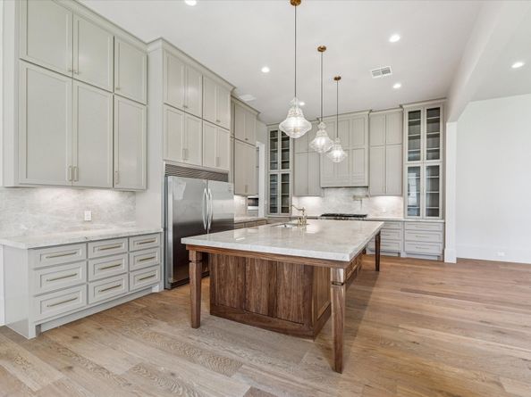 7203 Tickner Street, Houston TX 77055