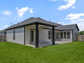 1206 Hidden Oaks Dr, Tomball TX 77375