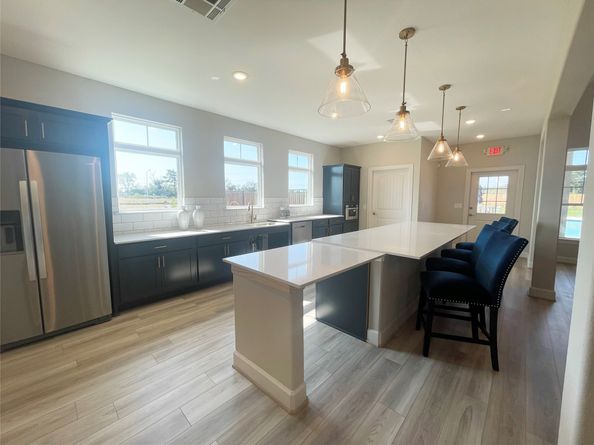 1206 Hidden Oaks Dr, Tomball TX 77375