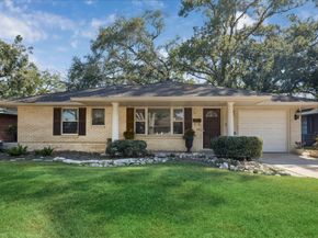 5109 Lido Lane, Houston TX 77092