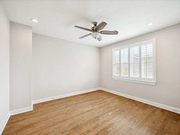 222 Breezy Way, The Woodlands TX 77380