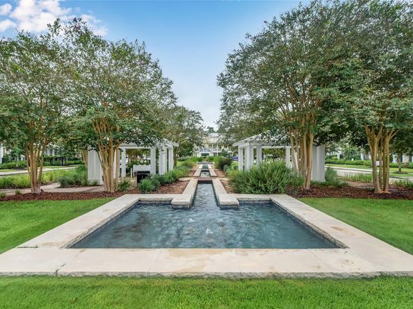 222 Breezy Way, The Woodlands TX 77380