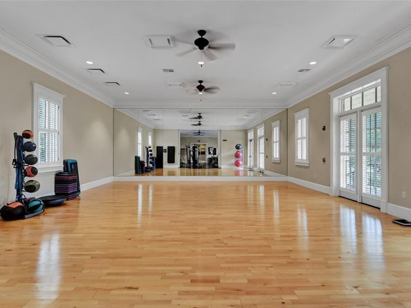 222 Breezy Way, The Woodlands TX 77380