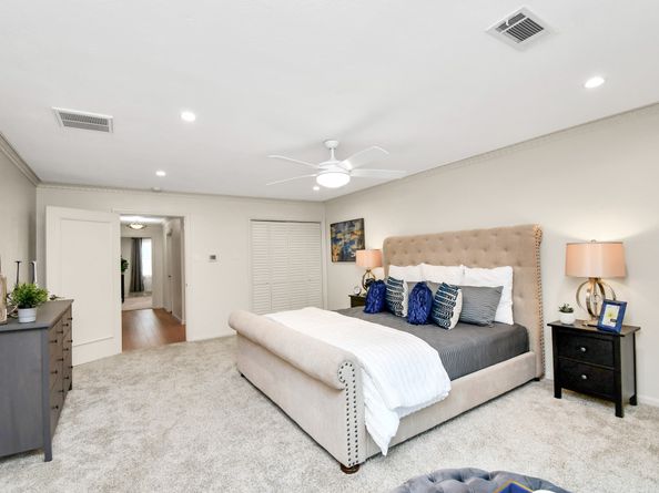 9632 Bayou Brook Street, Houston TX 77063