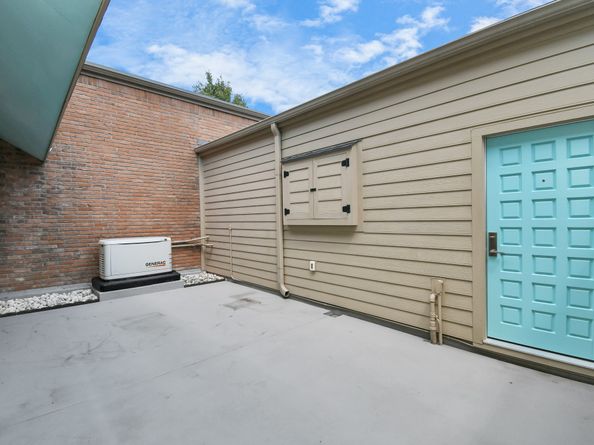 9632 Bayou Brook Street, Houston TX 77063