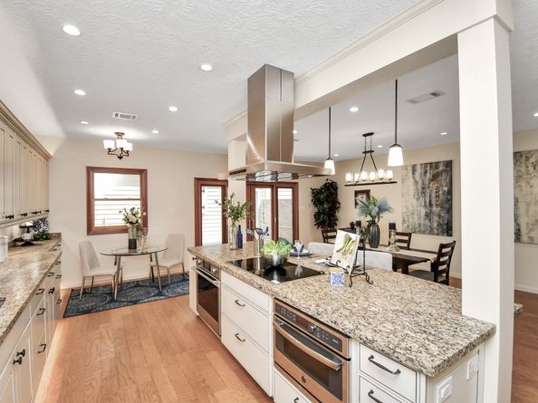 9632 Bayou Brook Street, Houston TX 77063